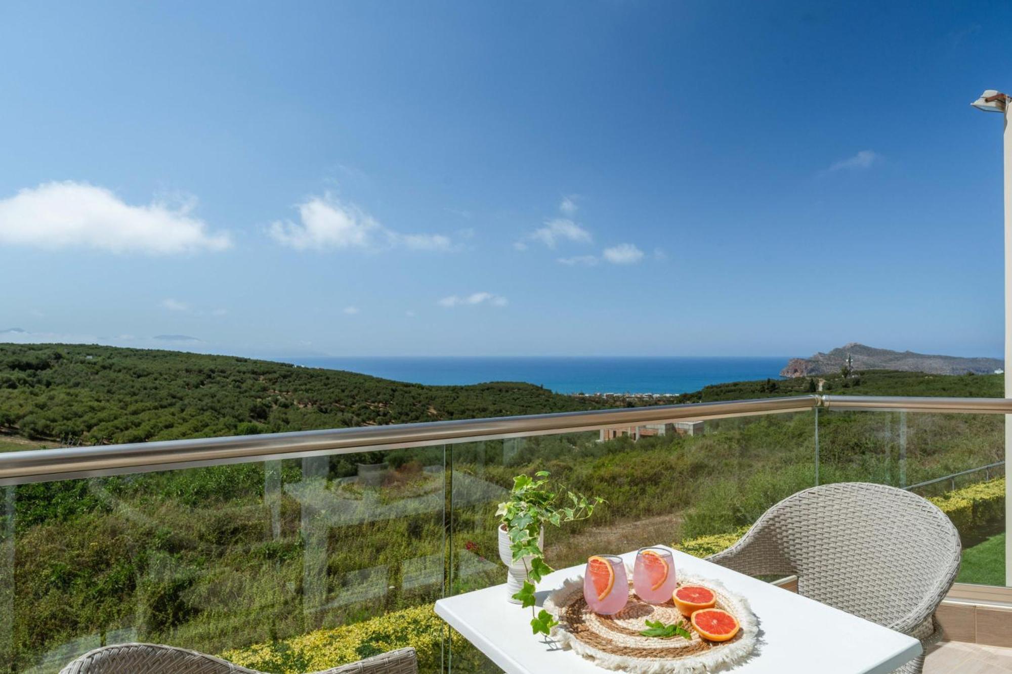 Villa Ariella With Sea View Agia Marina Eksteriør bilde