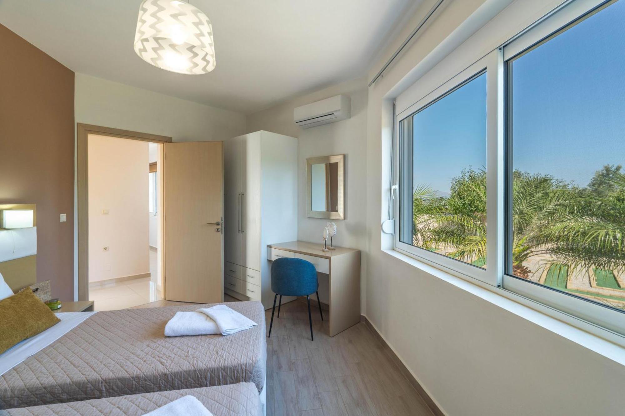 Villa Ariella With Sea View Agia Marina Eksteriør bilde
