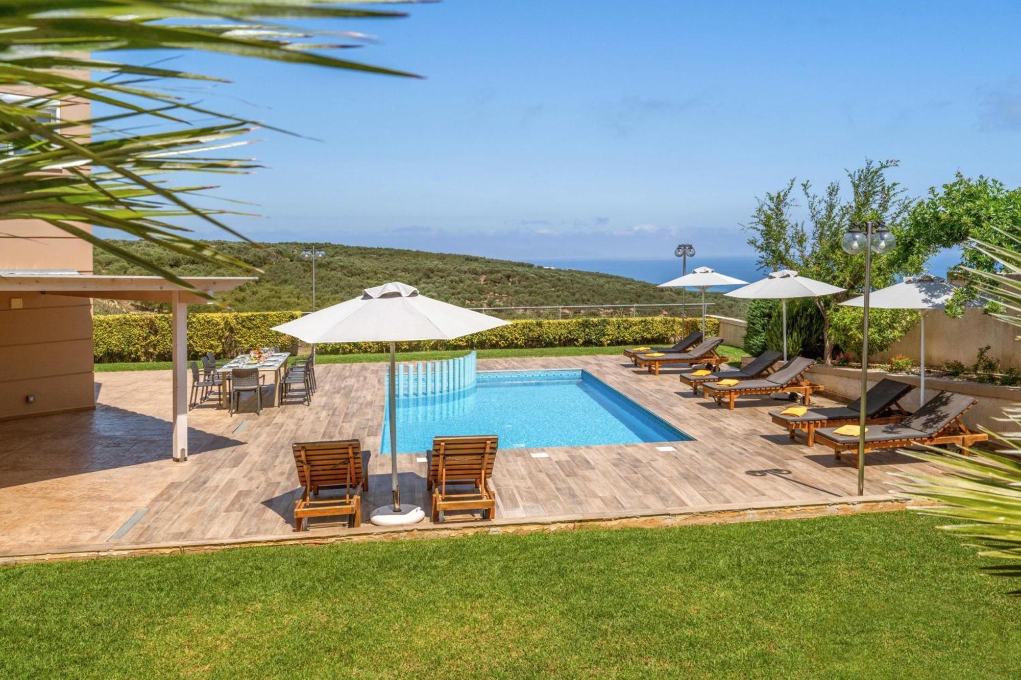 Villa Ariella With Sea View Agia Marina Eksteriør bilde